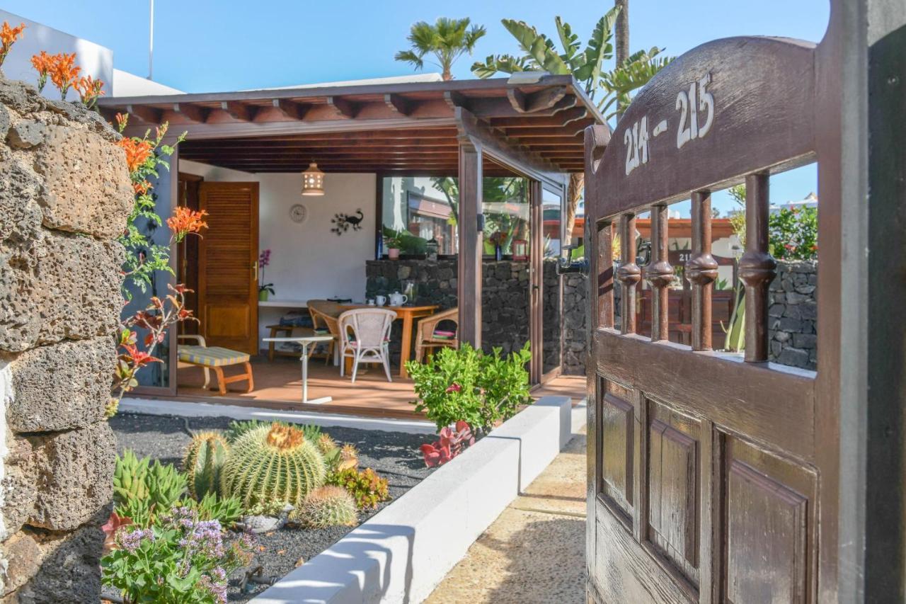 Bungalow Playa Bastian Коста Тегисе Екстериор снимка